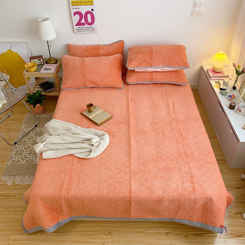 Home Decoration Bedspread Soft Queen Size Quilt Set Orange for Summer